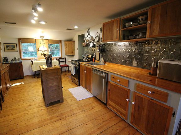 2nd image of 343 Dublin Road