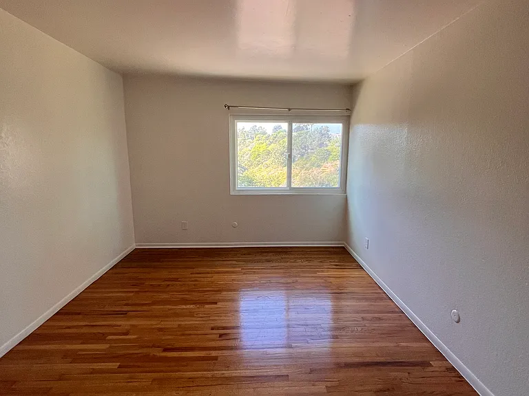 5741 Erlanger St — Photo 16