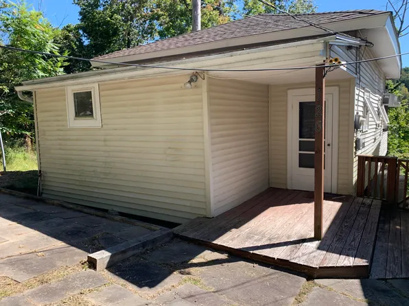 120 Kitchen Ave, Harveys Lake, PA 18618