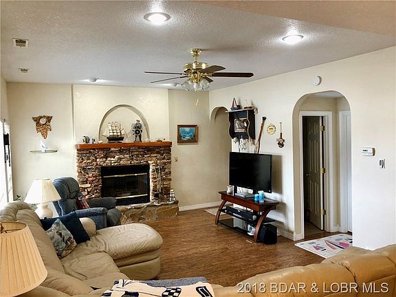 4th image of 158 Shawnee Oaks Dr