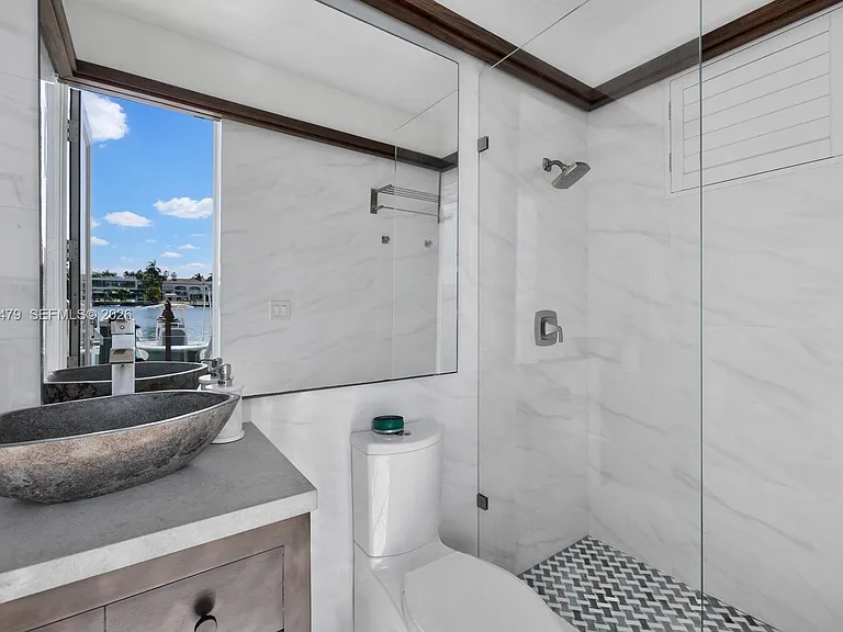 176 S Hibiscus Dr — Photo 33