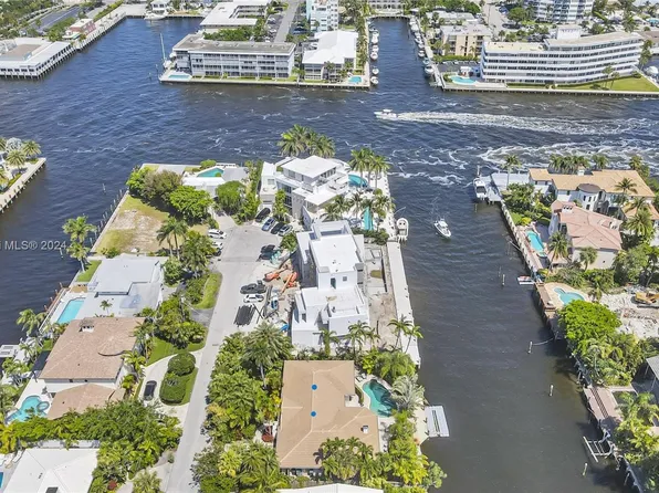 2872 NE 28th St, Fort Lauderdale, FL 33306