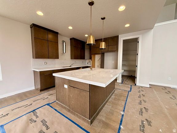 3rd image of 5885 N Canyon Rim Rd #624