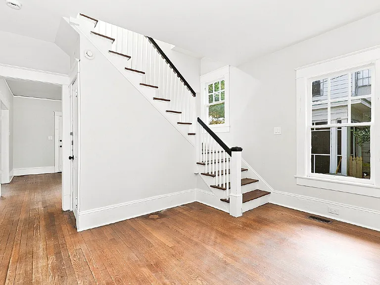 1606 Walker Ave — Photo 8