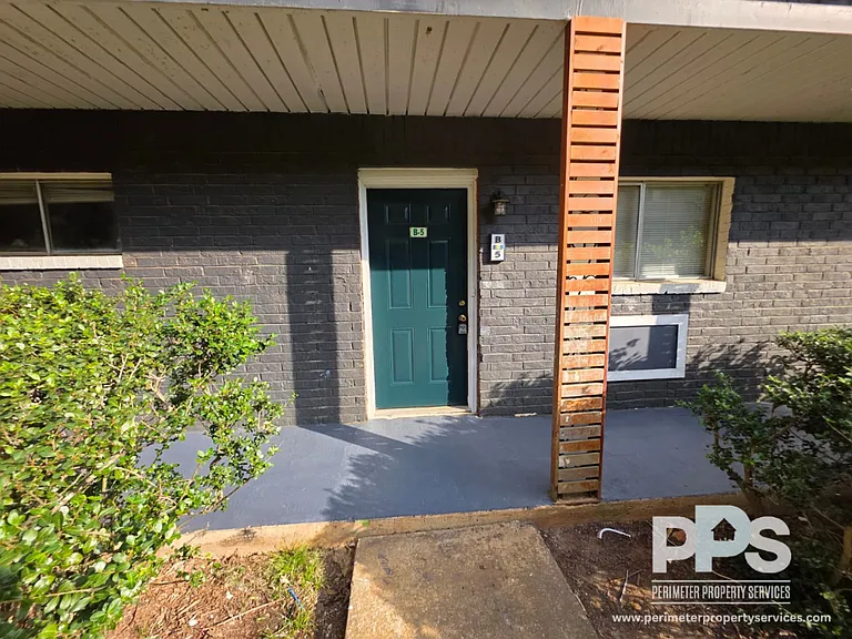 Parks at Marietta/ 1549 Knox Dr SE — Photo 34