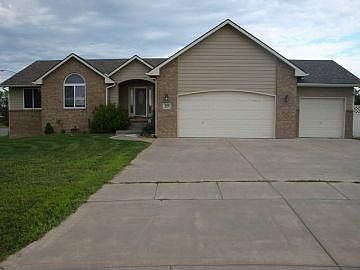 1st image of 105 W Primrose Ct