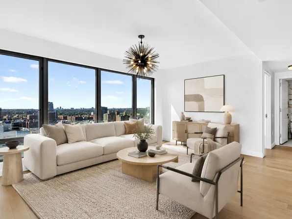 13835 39th Ave APT 16G, Flushing, NY 11354