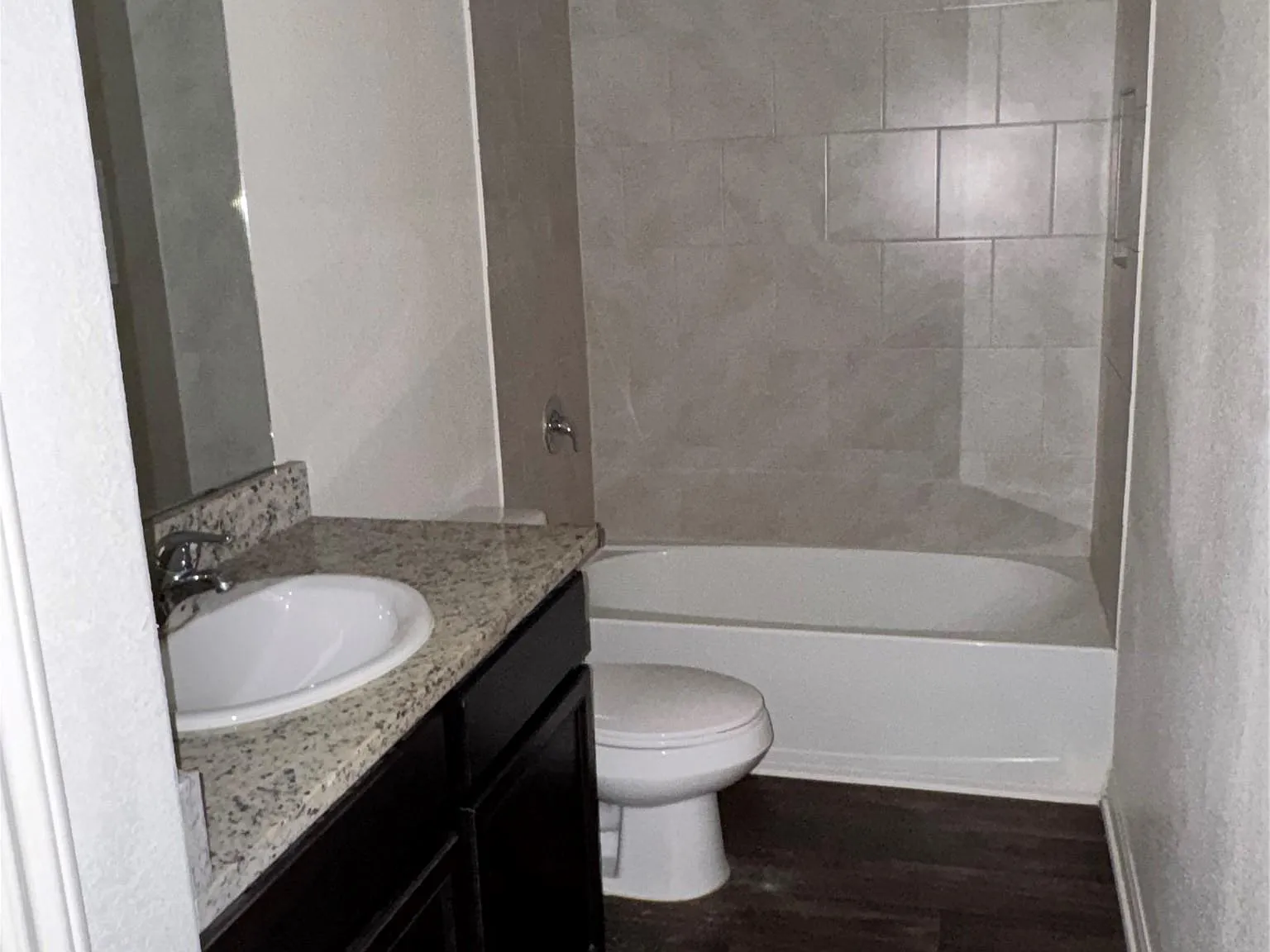 4 bed, 2.0 bath, 1803 sqft, $1,850 — Photo 4