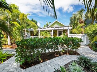 450 Firehouse Ct, Longboat Key, FL 34228