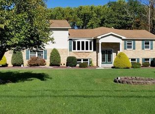 3190 Mountain View Dr, Danielsville, PA 18038