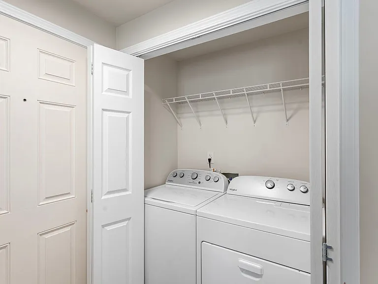 Heron View Apartment Homes — Photo 48