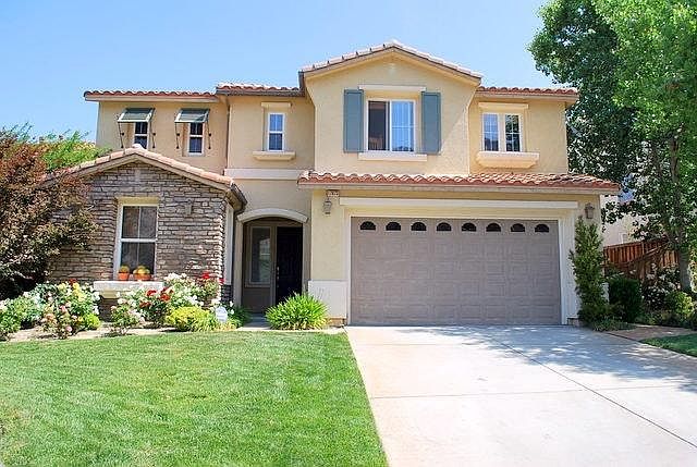 17873 Wren Dr, Canyon Country, CA 91387 | Zillow