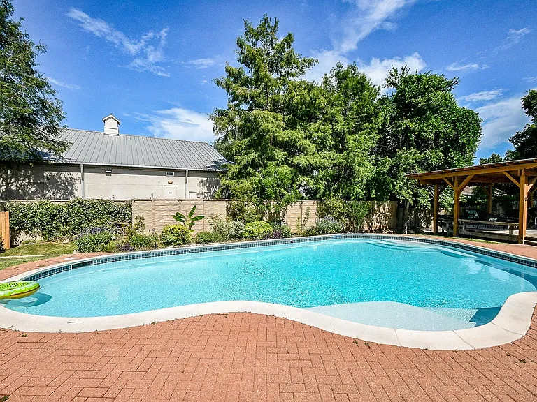 7219 Colony Bend Ln — Photo 31