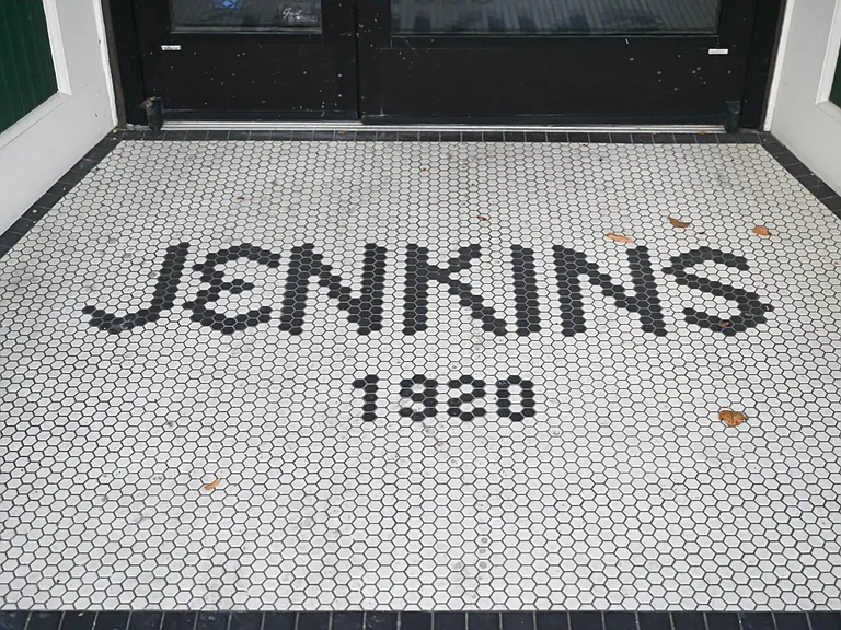 Broadway St — Photo 38
