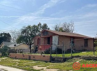 2418 N Inyo St, Bakersfield, CA 93305