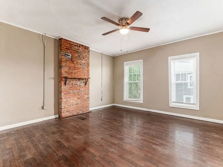 274 S Skidmore St — Photo 22