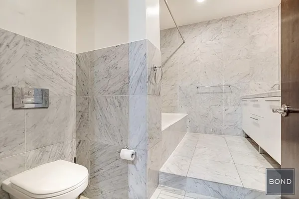 Rented by Bond New York | media 22