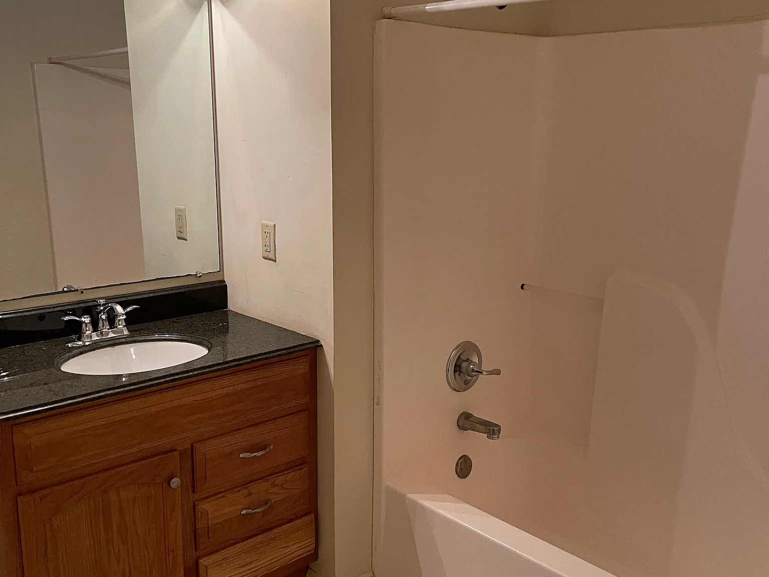 4 Spyglass Hl — Photo 1