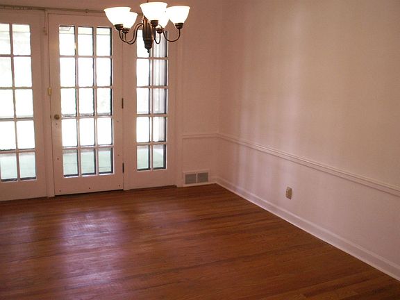 5th image of 2524 Barrington Pl