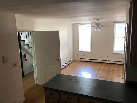 3rd image of 3229 7th Ave #1
