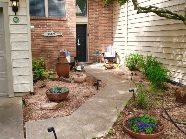 103 Summer Place Cir, Pottsboro, TX 75076