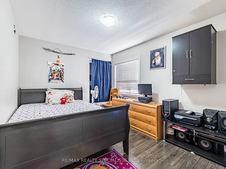 47 Robert Parkinson Dr — Photo 18