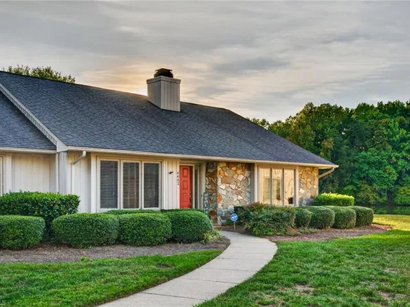 4407 Cove Cay Ln, Greensboro, NC 27410