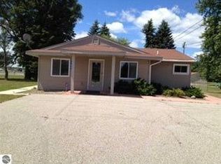 1488 McGregor Way, Grawn, MI 49637