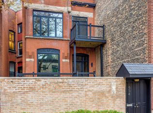 634 W Surf St, Chicago, IL 60657