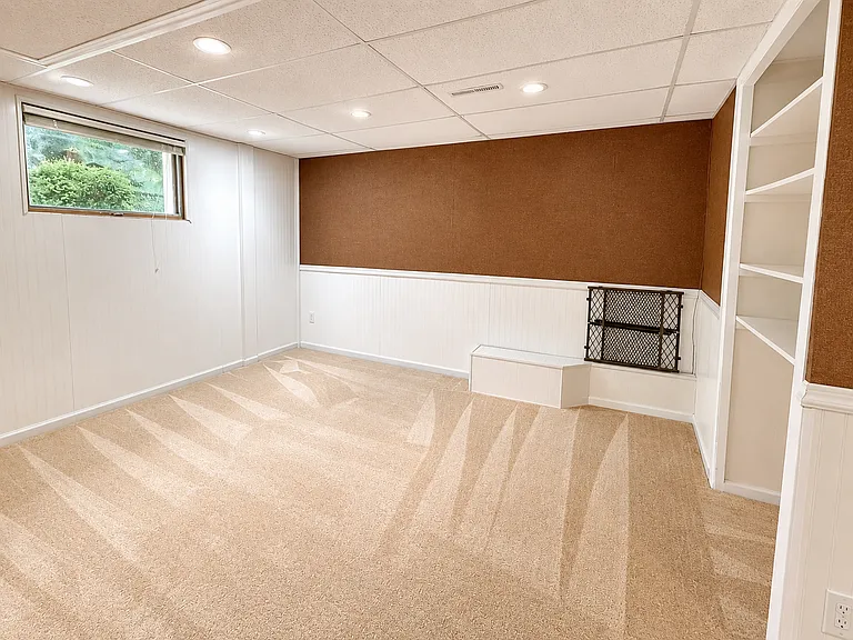 5 Allendale Dr — Photo 31
