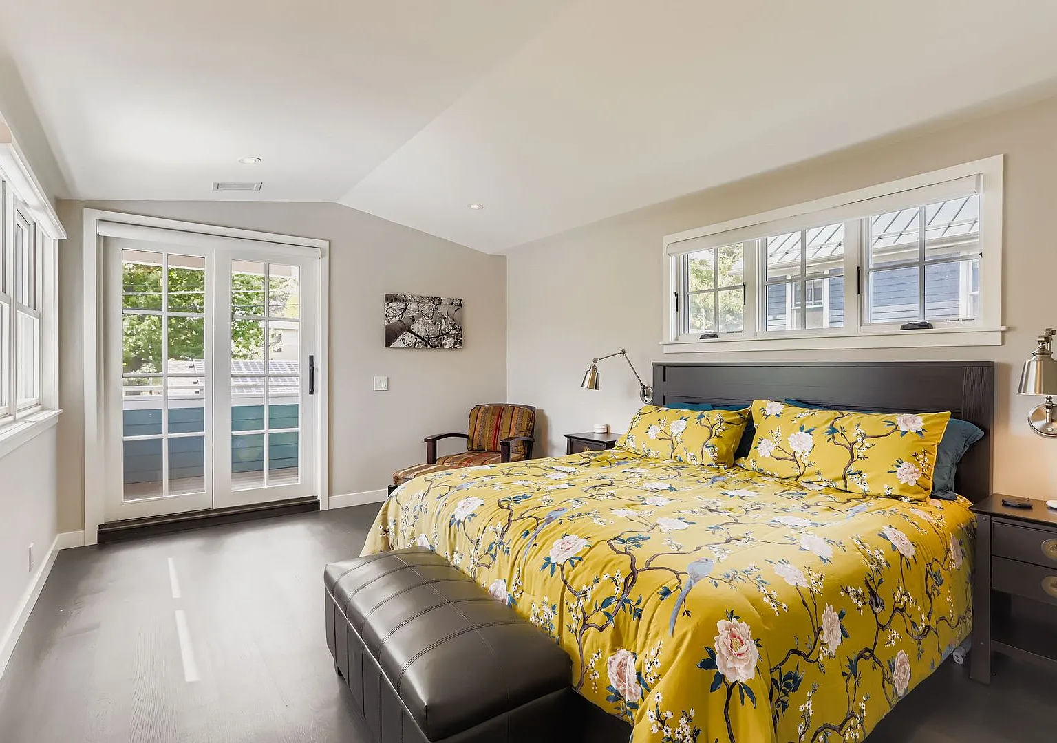 Beautiful Fully Furnished New Build in Newlands — Photo 3