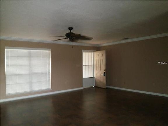 3rd image of 6080 Fairway Dr