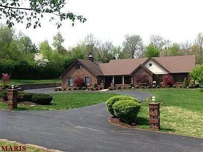1st image of 4426 Deer Valley Dr