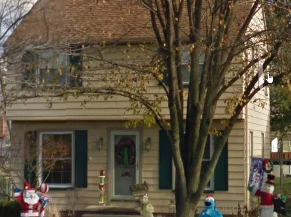 6867 Parma Park Blvd, Parma Heights, OH 44130