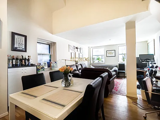 Rented by City Connections Realty | media 10