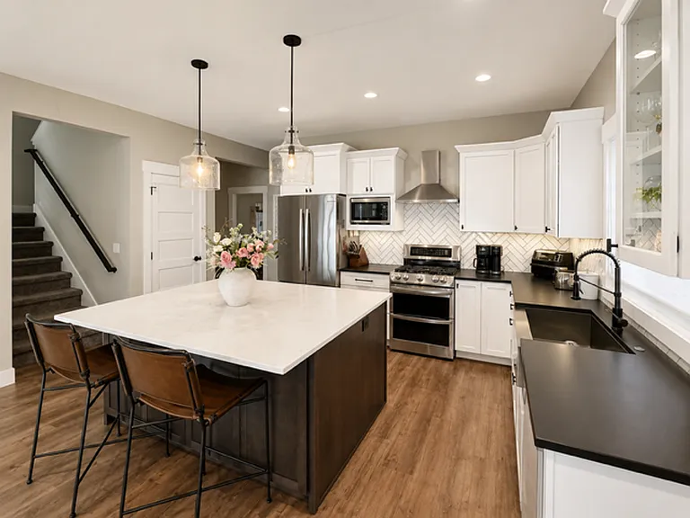 1510 E Garden Ave — Photo 5