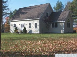 67 Wildflower Rd, Valatie, NY 12184