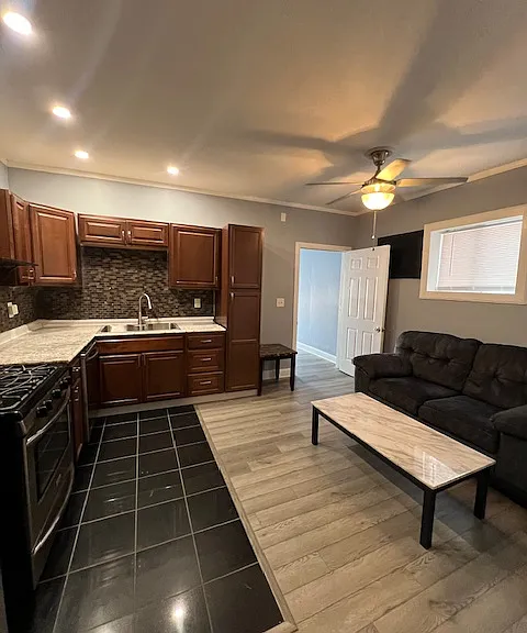 215 Cherry St #11 — Photo 17