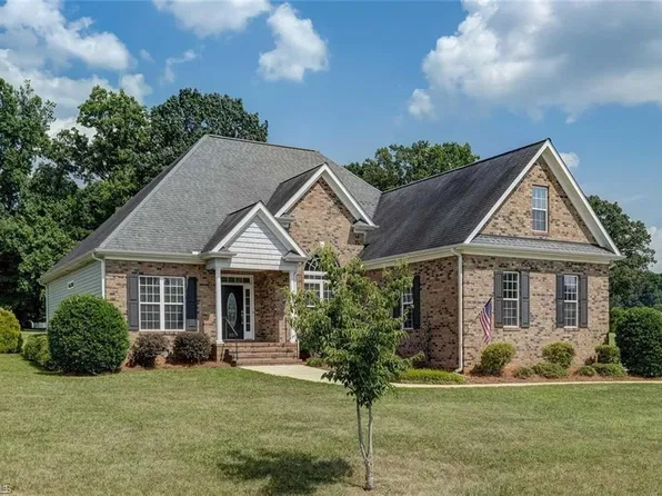 221 Stillwater Ln, Reidsville, NC 27320