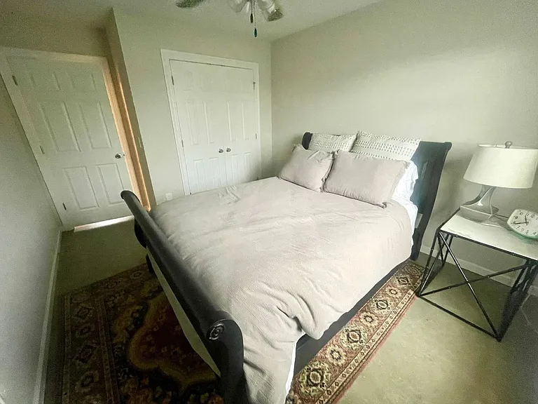 115 Allie Ln — Photo 9