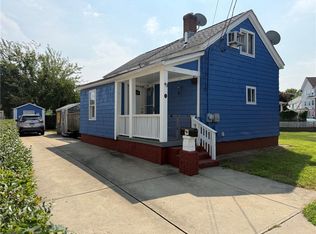 43 Appleton Ave, Pawtucket, RI 02860
