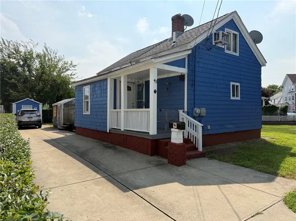 43 Appleton Ave, Pawtucket, RI 02860