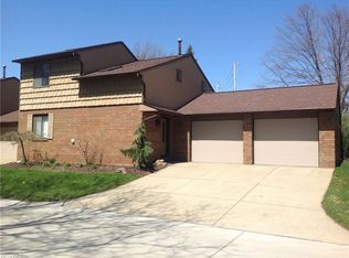 307 Guys Run Rd, Akron, OH 44319