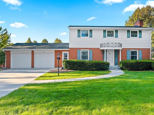 501 Saint Marys Blvd, Green Bay, WI 54301