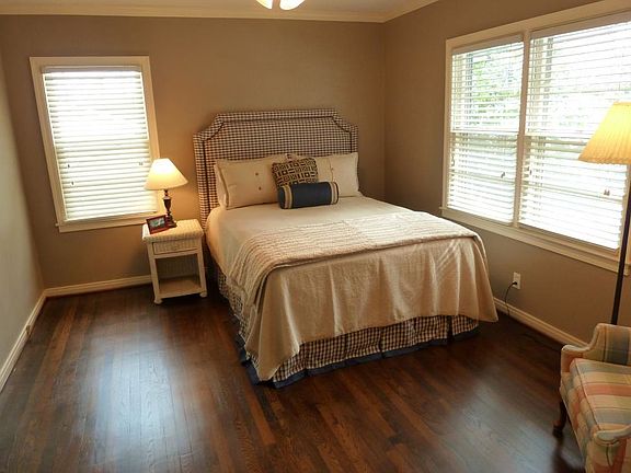 Bedroom available for rent