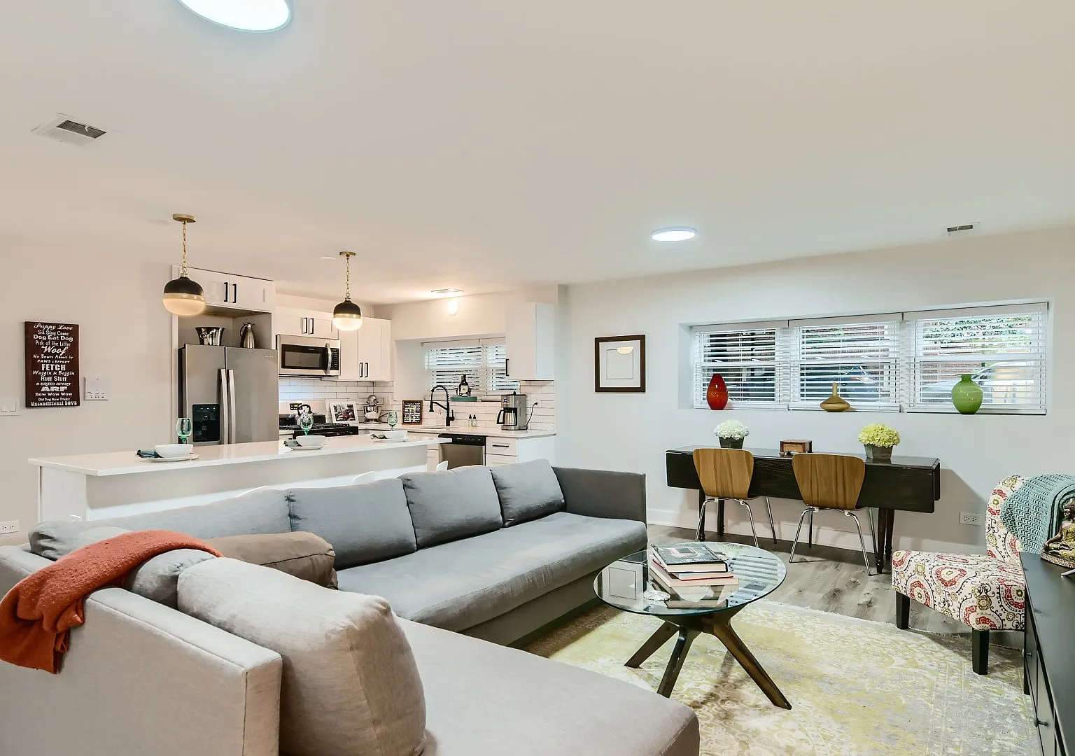 2 bed, 1000 sqft, $2,750 — Photo 2
