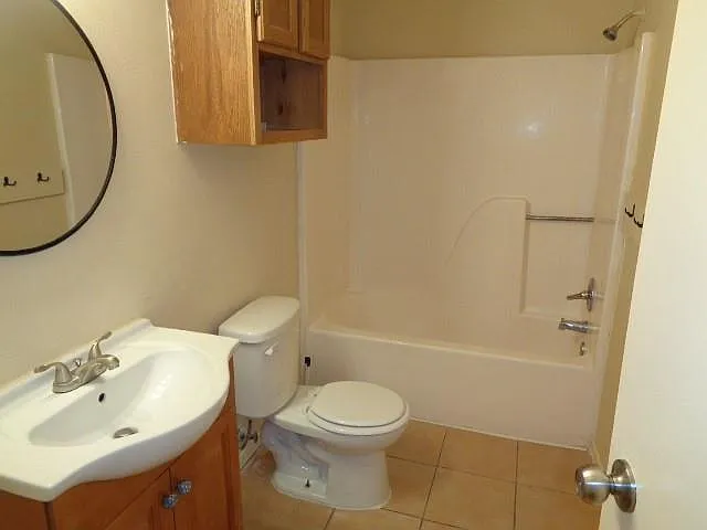 1736 Hazelwood St — Photo 6