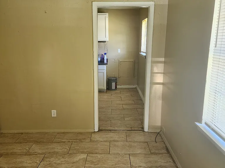 306 E Waldorf Ave #2 — Photo 11