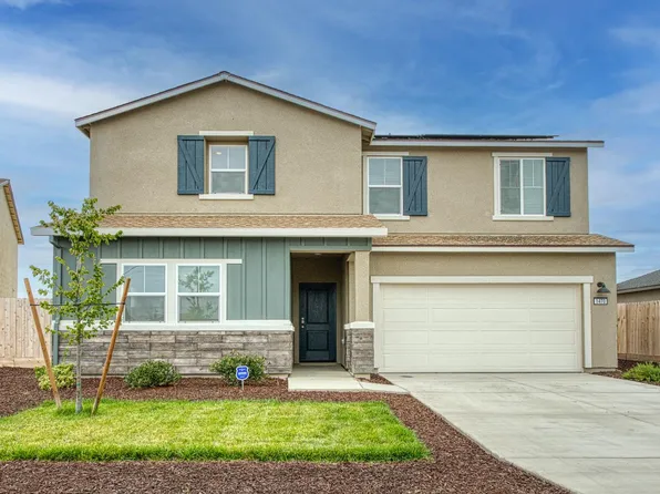1470 W Clara Ave, Fowler, CA 93625
