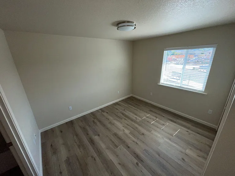 1991 Sagewood Way #111-118 — Photo 9